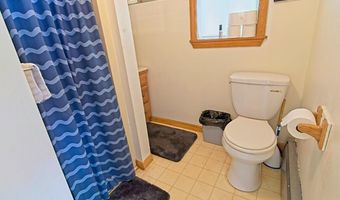 15 Grace Ct, Bangor, ME 04401