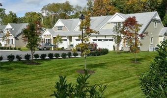 47 Travelers Ct, East Greenwich, RI 02818