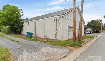 1513 Salisbury Ave, Albemarle, NC 28001