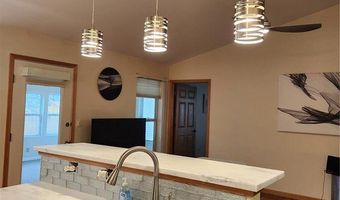 3210 Leverett Ct, Alton, IL 62002