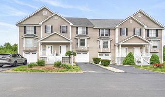15 Shaker Heights Ln, Chester, NH 03036