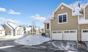 47 Copper Square Dr, Bethel, CT 06801