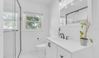 733 OVERLOOK Dr, Apopka, FL 32703