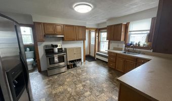146-148 Lincoln St, Bangor, ME 04401
