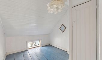 11 Linden St, Bath, ME 04530