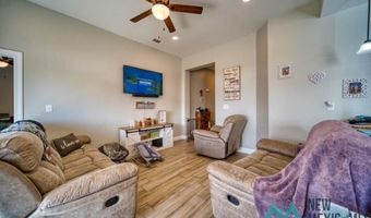 2105 Hillcrest St, Carlsbad, NM 88220