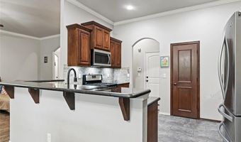 7324 Ridge Manor Ln, Oklahoma City, OK 73150