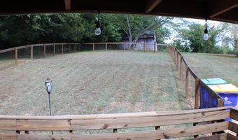 90 Dot Rd, Adairville, KY 42202