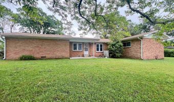 912 S Runnels, De Kalb, TX 75559