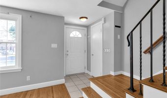169 Ridgewood Dr, Amherst, NY 14226
