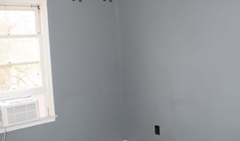 158 Walnut St, Amherst, VA 24521