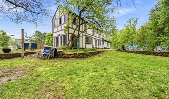 6453 Old Woods Rd, Ashtabula, OH 44004