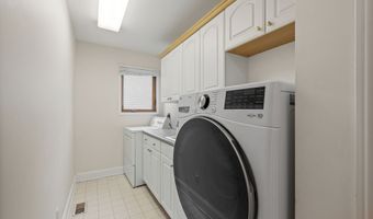 1006 NE 24th Ct, Ankeny, IA 50021