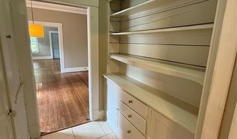 935 Elmwood St, Shreveport, LA 71104