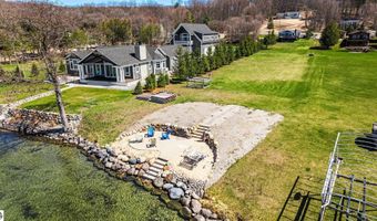 11256 SE Torch Lake Dr, Alden, MI 49612