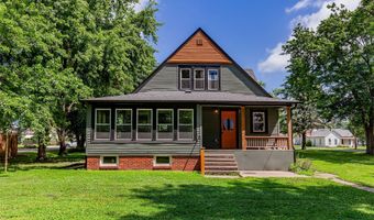 605 Cottage St, Adel, IA 50003