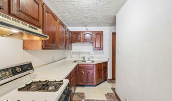 308 E 38th St, Anderson, IN 46013
