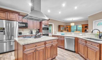 5406 Steele Rd, Baker, FL 32531