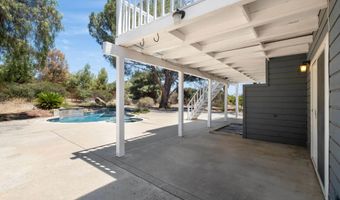 2827 N Victoria Dr, Alpine, CA 91901