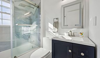 5001 W CEDAR Ln, Bethesda, MD 20814