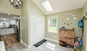 173 Wolcott St, Bristol, CT 06010