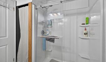907 Denver St, Alvord, TX 76225