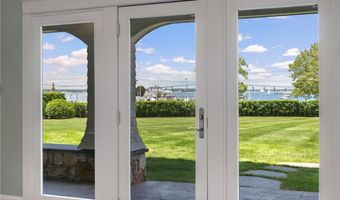 169 Wellington Ave, Newport, RI 02840