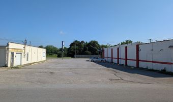 1909 W 8th St, Anderson, IN 46016