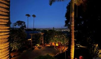 1858 Laurel Rd, Oceanside, CA 92054