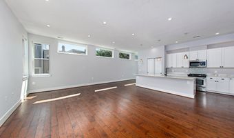 3542 WARDER St NW 204, Washington, DC 20010