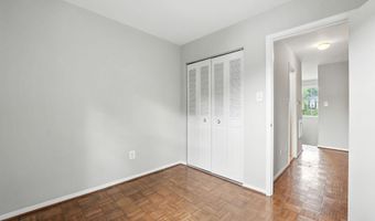 3233 VISCOUNT Ct, Annandale, VA 22003