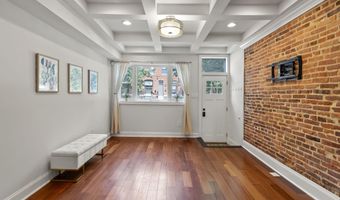 330 S CLINTON St, Baltimore, MD 21224
