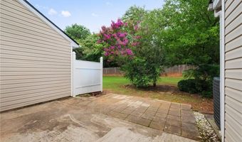 196 Meadowlark Pl, Austell, GA 30168