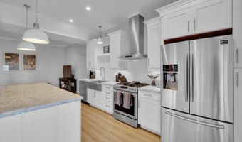 338 Galloway Valley Ct, Alpine, CA 91901