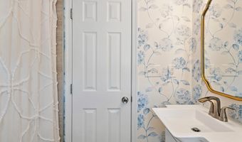 140 JEFFERSON St, Annapolis, MD 21403