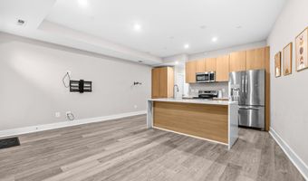 1110 S HIGHLAND St 2, Arlington, VA 22204