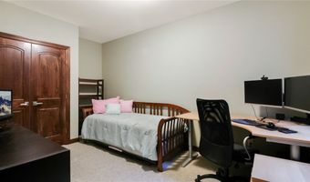 904 Timber View Dr, Altoona, WI 54720
