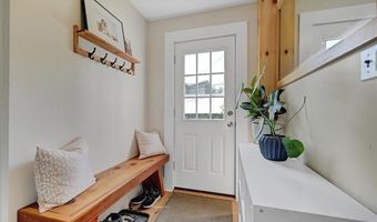 39 Evergreen Dr, Berlin, VT 05602