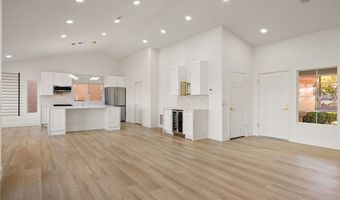 2808 Crown Ridge Dr, Las Vegas, NV 89134