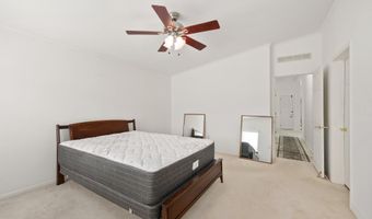504 WEAVER Dr 504, Dover, DE 19901