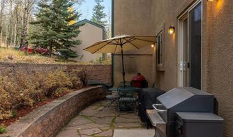 320 Hilton Rd, Manitou Springs, CO 80829