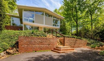 7413 REBECCA Dr, Alexandria, VA 22307
