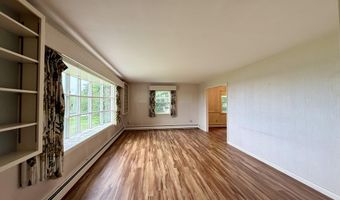54 Pine Ledge Rd, Bangor, ME 04401