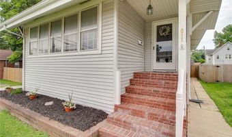 811 McPherson Ave, Alton, IL 62002