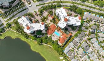 19900 E Country Club Dr 308, Aventura, FL 33180