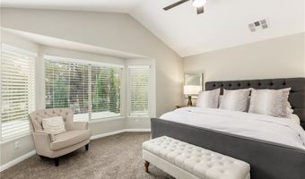 9573 World Cup Dr, Las Vegas, NV 89117
