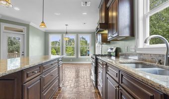 10051 Cain Rd, Bay St. Louis, MS 39520