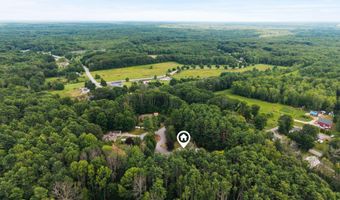 15 Hamden Place Rd, Arundel, ME 04046