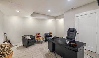 5201 NW 12th St, Ankeny, IA 50023