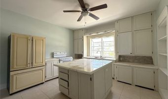 214 W WHIDDEN St, Arcadia, FL 34266